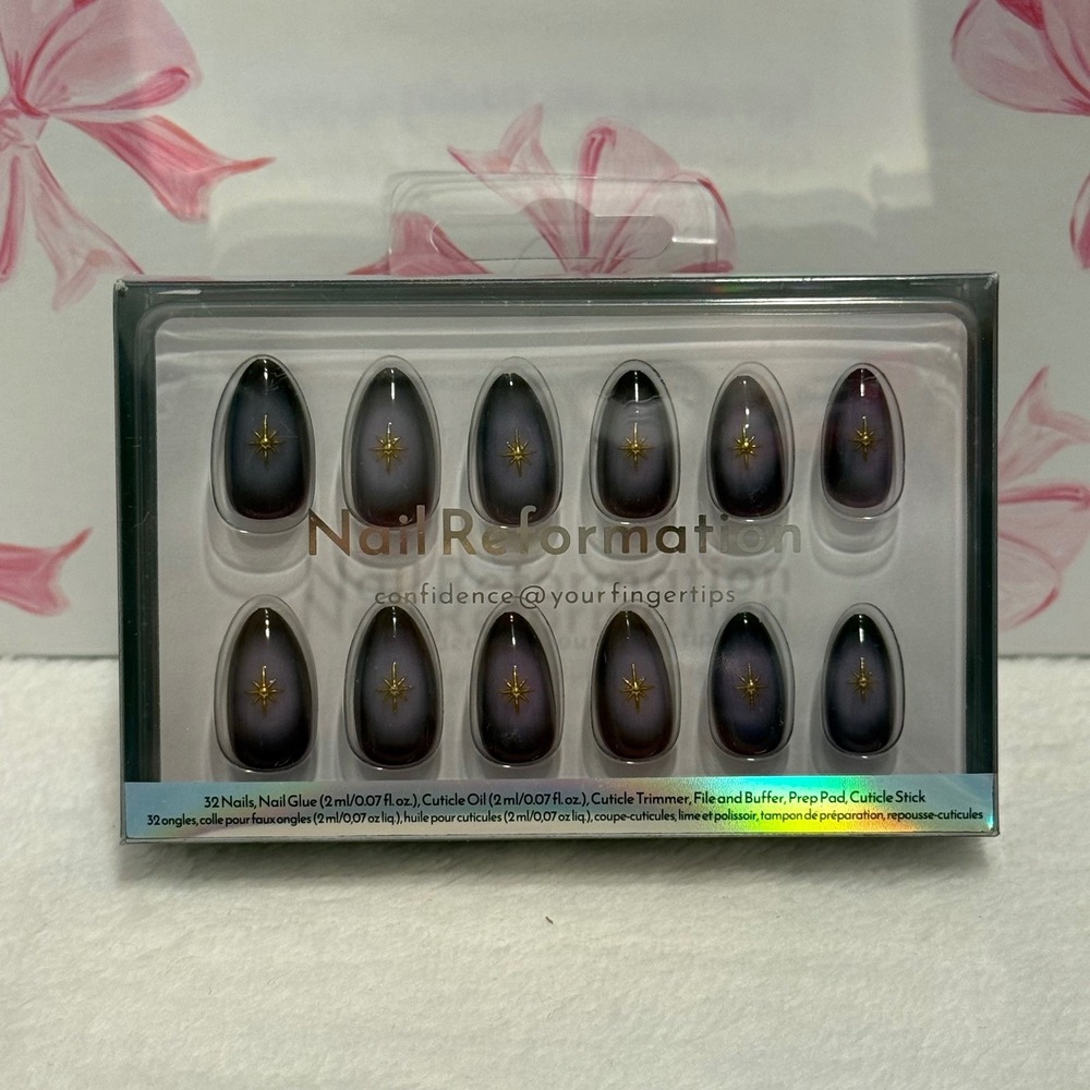 Nail Reformation Press On Nails Almond Violet Star Design 32‎ Nails